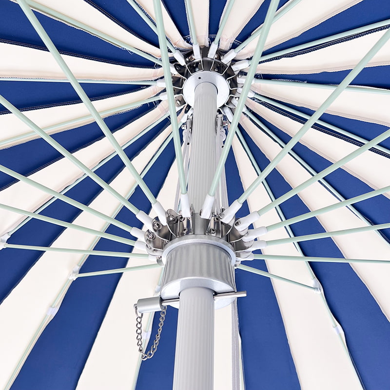 2.5M 파란색과 흰색 패치워크 파고다 우산